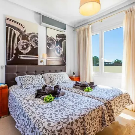 In Playa Blanca Sleeps 8 Includes Swimming Pool Air Con And Wifi 9 1 *